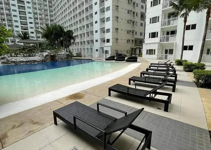 L&B Condo-Cozy And Peaceful 1 Bedroom Near Moa With Wifi, Netflix And Parking